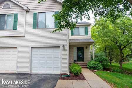 1400 Patricia Ann Arbor, MI 48103