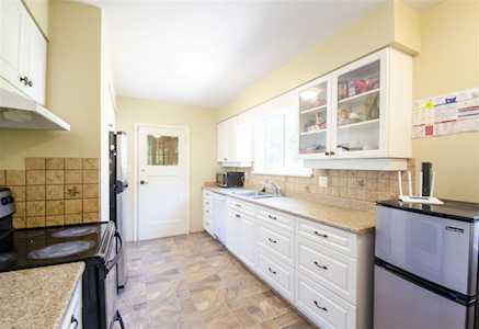 3675 SW Marine Drive Vancouver, BC V6N 3Z3