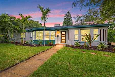 6211 3rd St S St. Petersburg, FL 33705