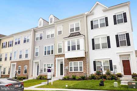 8505 Hedwig Ln Frederick, MD 21704