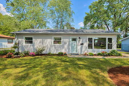 333 N Pershing Ave Mundelein, IL 60060