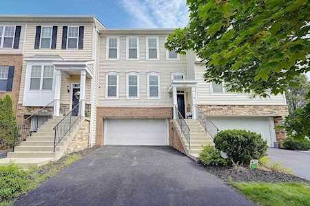 4136 Adalric Drive Columbus, OH 43219