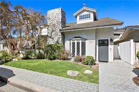 2505 Crestview Dr Newport Beach, CA 92663