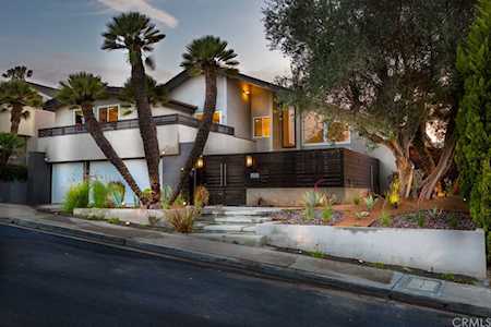 875 Palo Verde Ave Long Beach, CA 90815