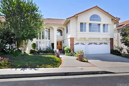 19618 Pine Valley Way Porter Ranch, CA 91326