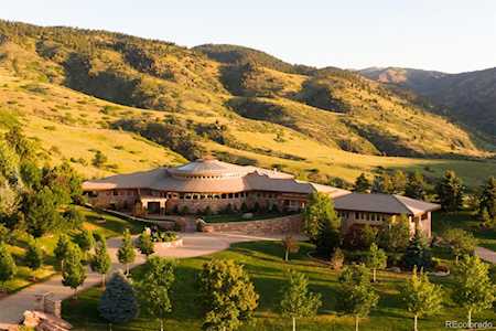 22101 Bear Tooth Dr Golden, CO 80403