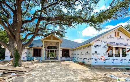 4073 Turning Leaf Dr Nolanville, TX 76559