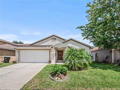 1210 Seneca Falls Dr Orlando, FL 32828