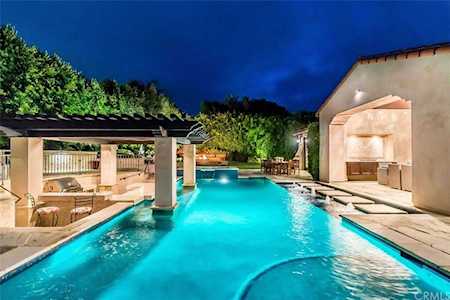 2828 Via Neve Palos Verdes Estates, CA 90274