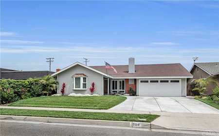 908 Tanana Place Costa Mesa, CA 92626