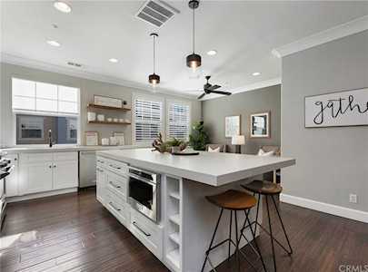 41 Clifford Ln Ladera Ranch, CA 92694