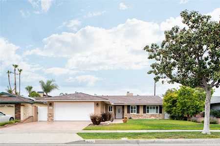 2233 E Monroe Ave Orange, CA 92867