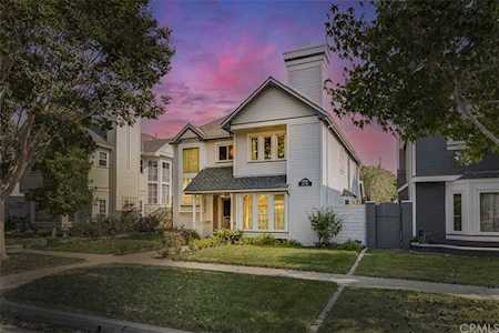 1738 Lake St Huntington Beach, CA 92648