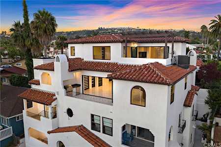 407 Avenida Santa Barbara #C San Clemente, CA 92672