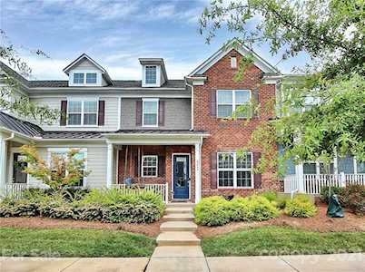 9017 Gladden Hill Ln Pineville, NC 28134