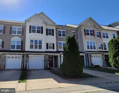 22718 Bayside Way California, MD 20619