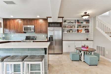 220 Parkside Place Santee, CA 92071