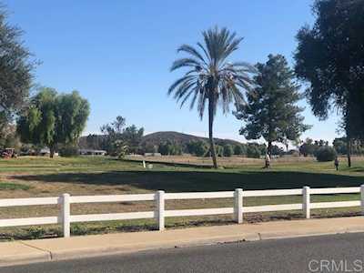28488 Pebble Dr Menifee, CA 92586