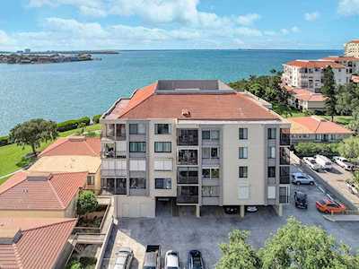 6158 Palma Del Mar Blvd S #404 St. Petersburg, FL 33715
