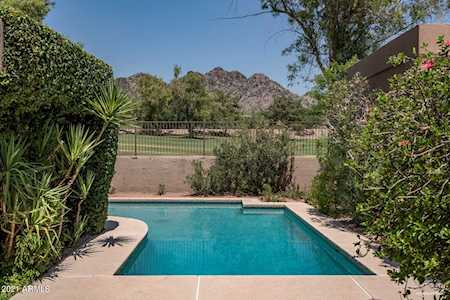 3060 E Stella Lane Phoenix, AZ 85016