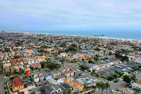 521 12th St Huntington Beach, CA 92648