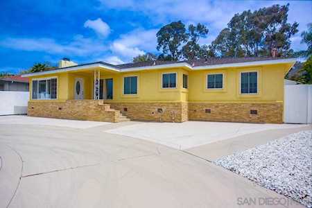6117 La Jolla Blvd La Jolla, CA 92037