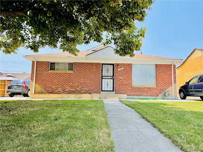 6961 Larsh Dr Denver, CO 80221