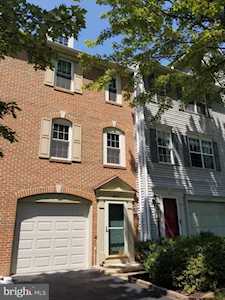8520 Coronation Ln Bristow, VA 20136