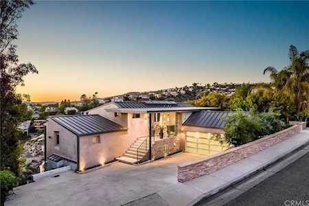 2390 Temple Hills Dr Laguna Beach, CA 92651