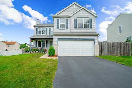 450 Ascot Ln Romeoville, IL 60446