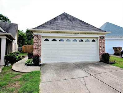 1009 W Montebello Cir Memphis, TN 38018