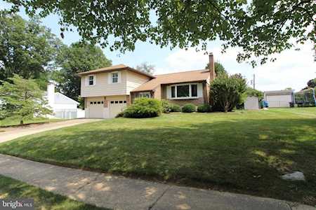 1902 Longcome Dr Wilmington, DE 19810