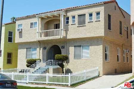 1117 Queen Anne Place Los Angeles, CA 90019