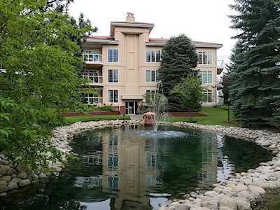 505 Canyon Meadows Dr SW #903 Calgary, AB T2W 5V9