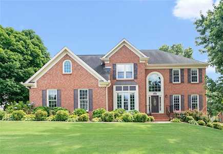 1235 Chelsey Ln Alpharetta, GA 30004