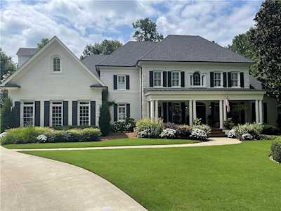 1120 Kensington Ct Alpharetta, GA 30022