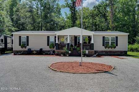 4394 Croomsbridge Road Burgaw, NC 28425