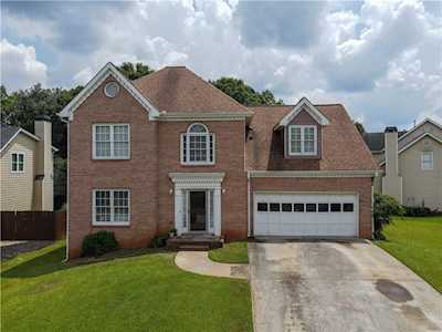 760 Somerset Vale Court Lawrenceville, GA 30044