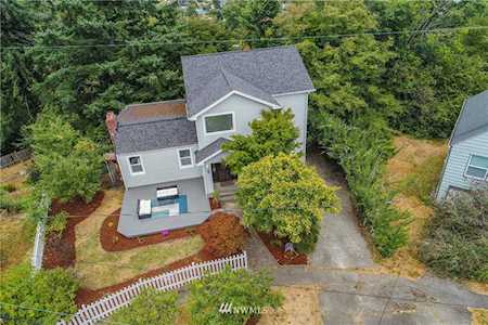 3642 37th Ave W Seattle, WA 98199