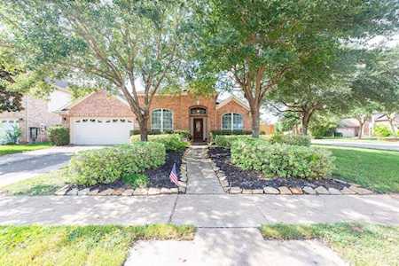 6802 Ripplemoor Ct Sugar Land, TX 77479