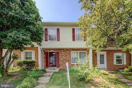 6353 Staghorn Ct Alexandria, VA 22315