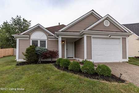4101 Bay Pointe Dr Louisville, KY 40241