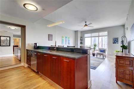 603 Davis ST #1107 Austin, TX 78701