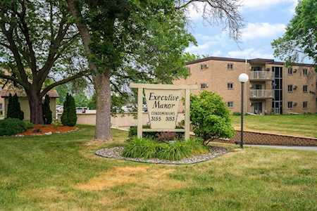 3155 Old Highway 8 #208 Roseville, MN 55418