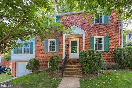 1023 Mckinley Rd N Arlington, VA 22205
