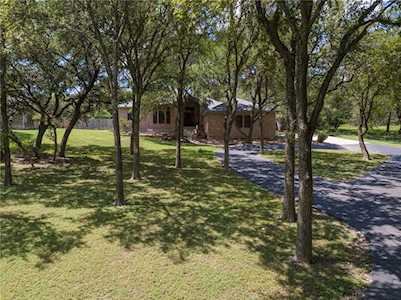 729 Willow Ridge DR San Marcos, TX 78666