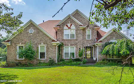 7800 Saint Anthony Woods Ct Louisville, KY 40214