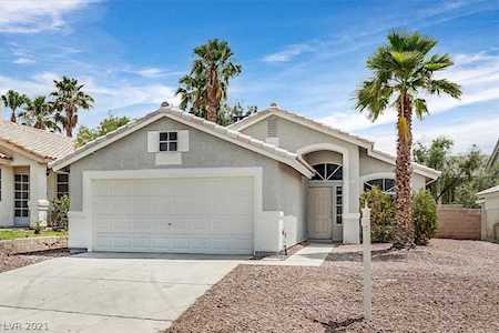 6461 Grand Oaks Dr Las Vegas, NV 89156