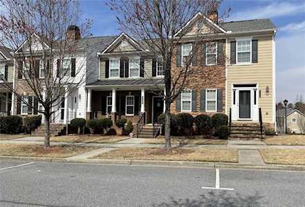 1221 Park Pass Way Suwanee, GA 30024