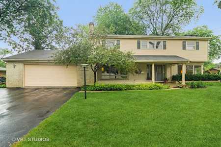 605 W Sigwalt St Arlington Heights, IL 60005